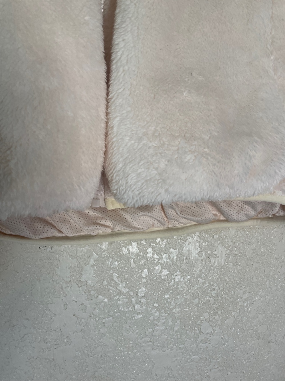 entro Cozy Faux Fur Jacket floral appliqué - Picture 4 of 12